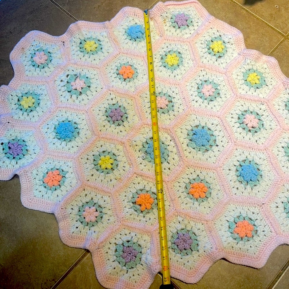 90s handmade crocheted  baby blanket with flower accents